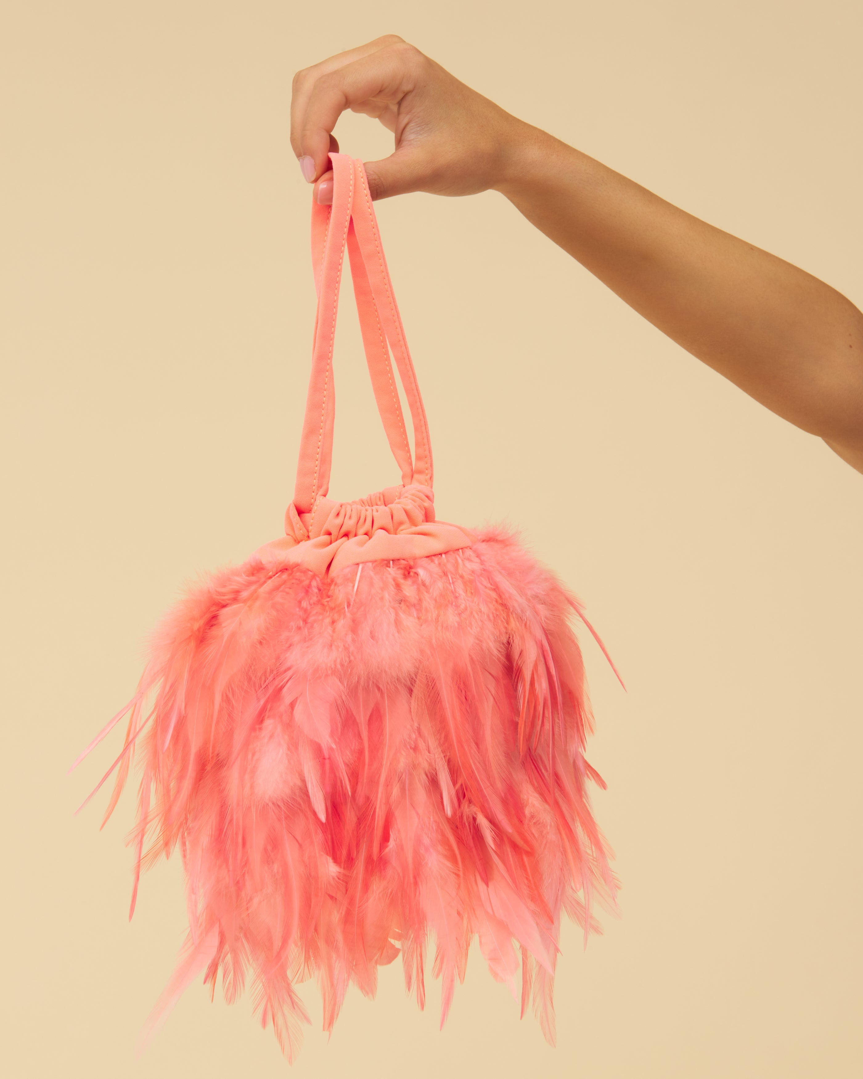 Bolso Bruna Plumas Coral