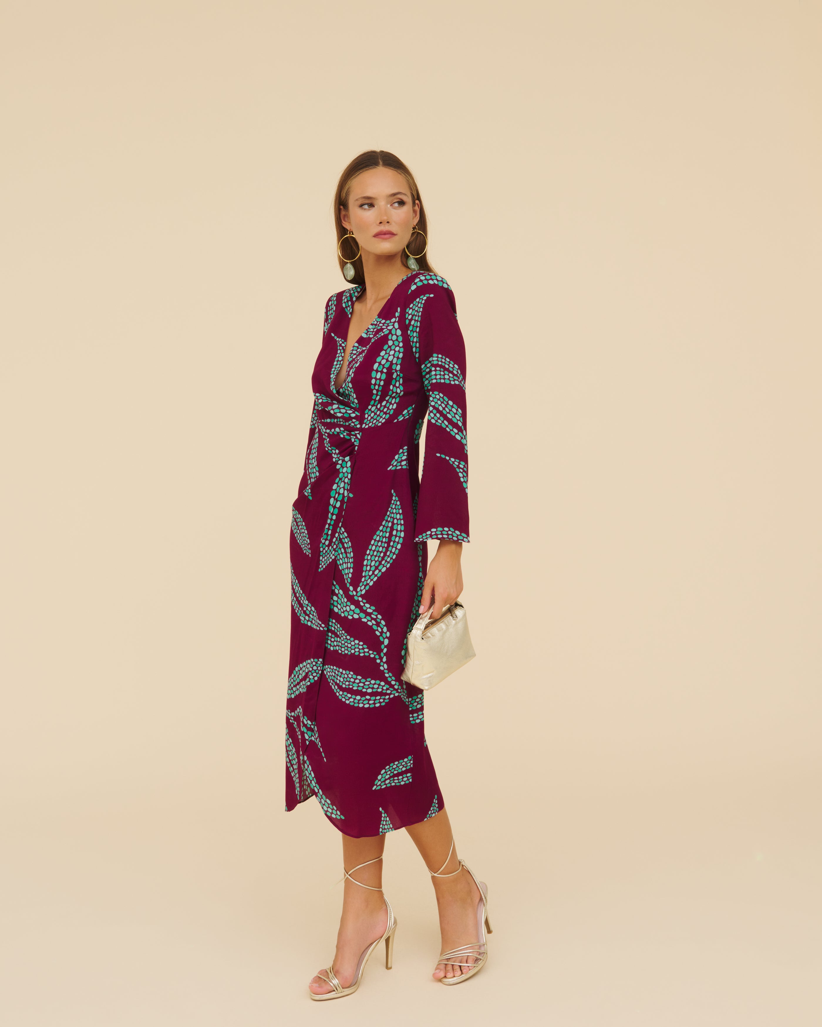 Robe Amatista Bogotá berenjena