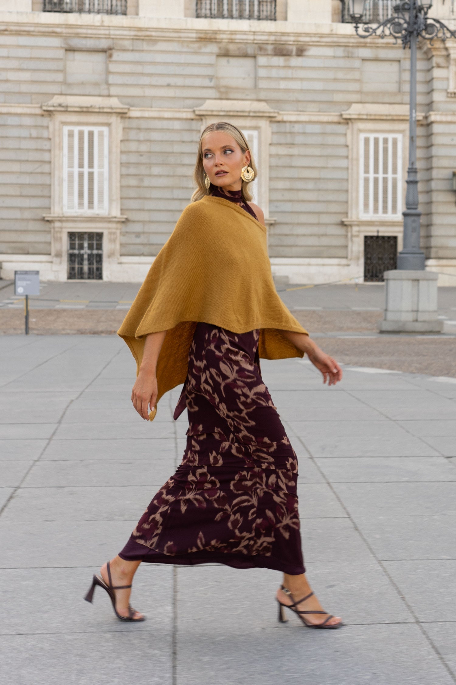 Poncho Inaya Mostaza