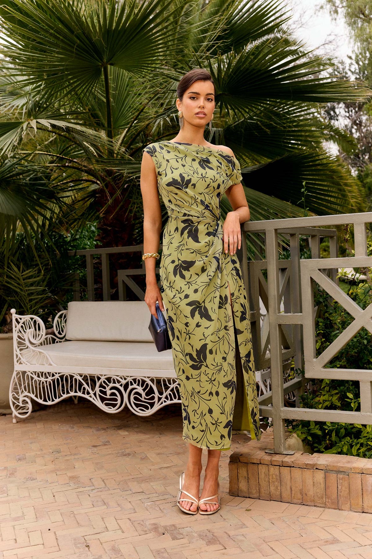 lady pipa dresses Linora Dress Florisse Oil Colors:Gold Midi dress in chiffon 5-29-26-HEELS Metallic Homecoming Dresses –