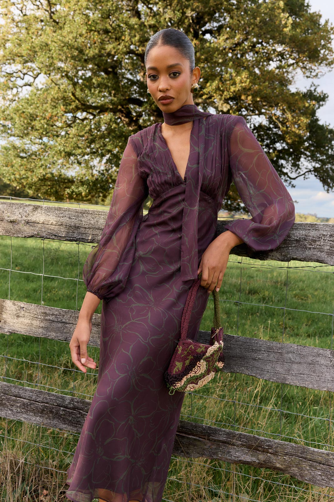 Vestido Nabuco Floreza Burdeos, image size:1067x1600