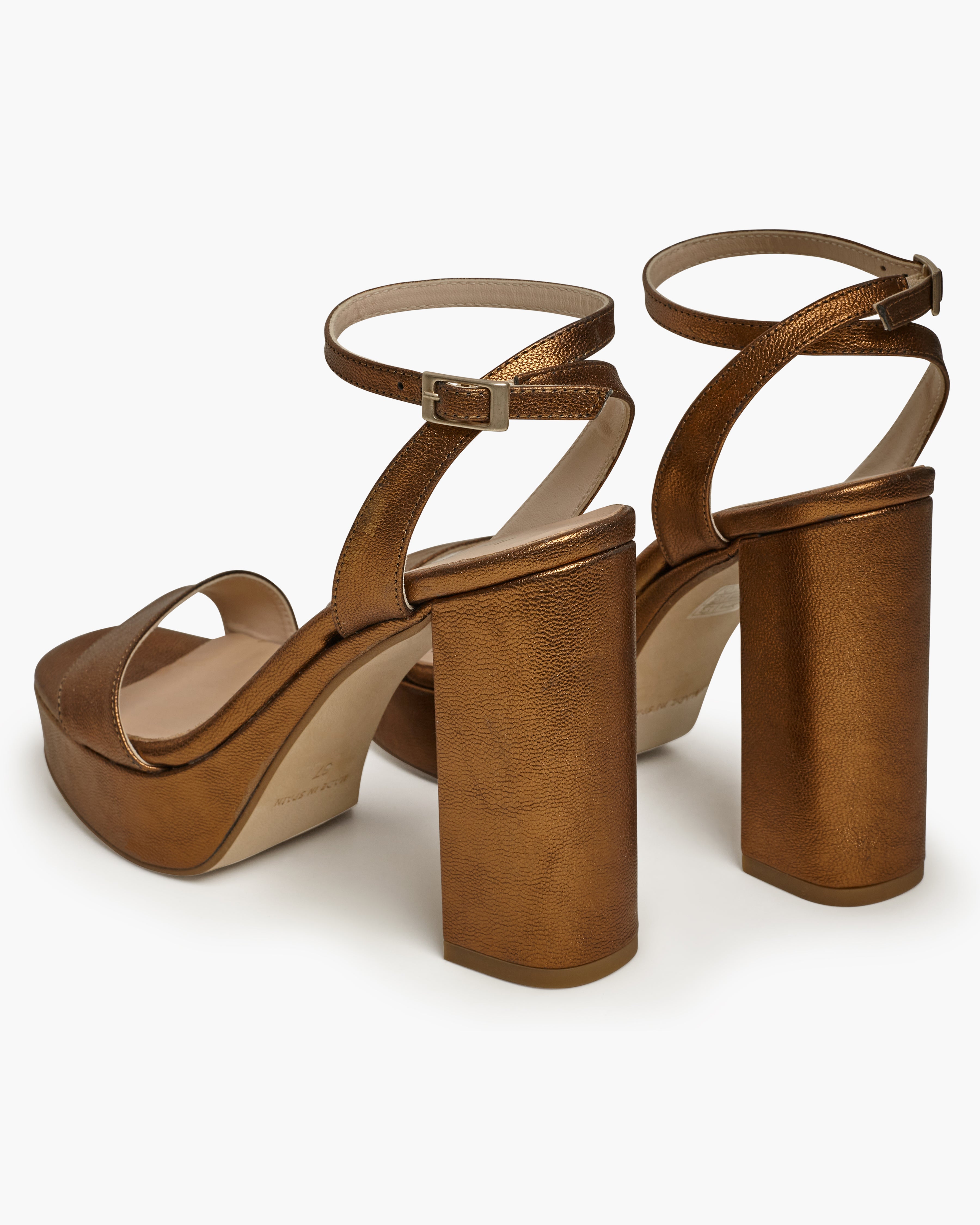 Sandalia Loira Cobre