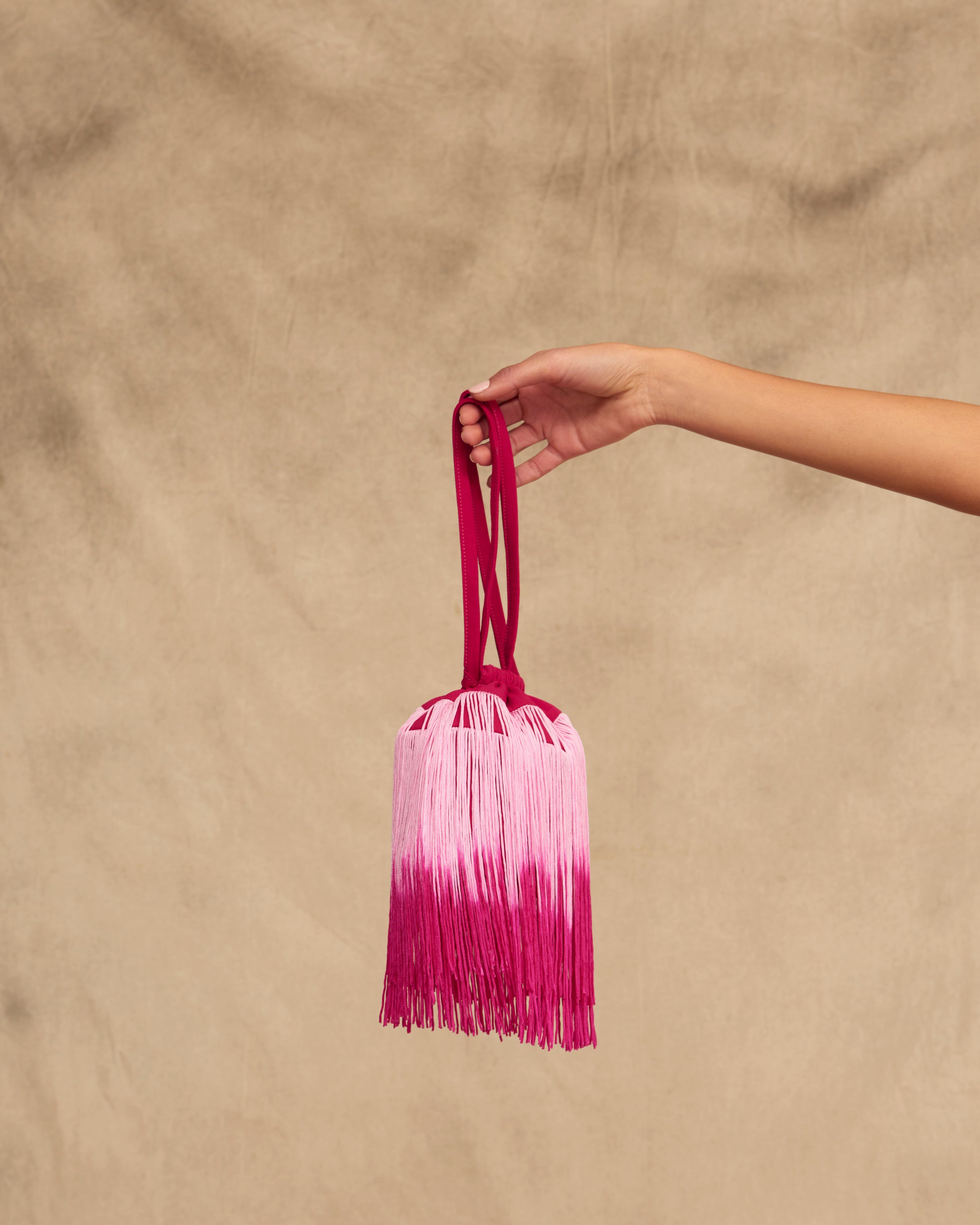 Bolso Bruna Flecos Fucsia