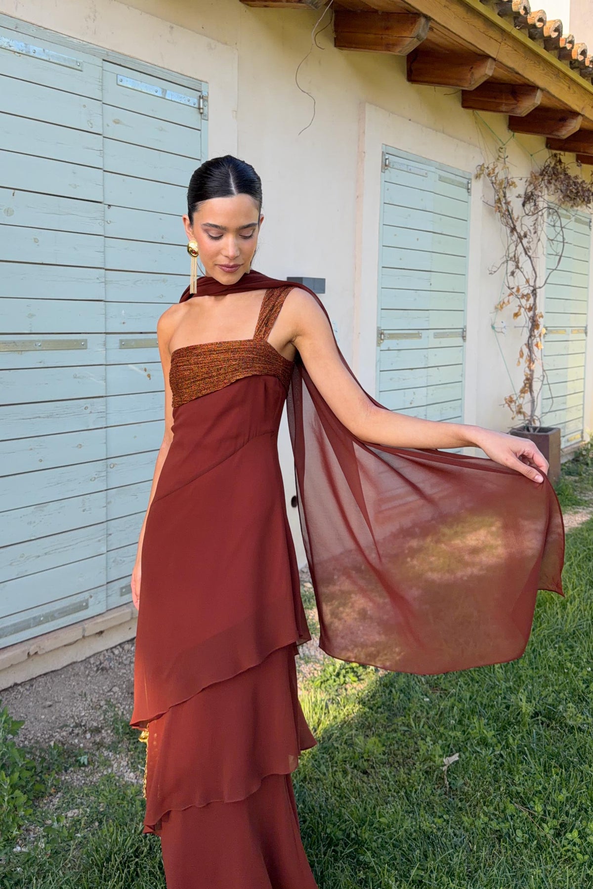 Vestido Antonella Cobre maxi asimétrico fluido de Lady Pipa para invitada de boda.