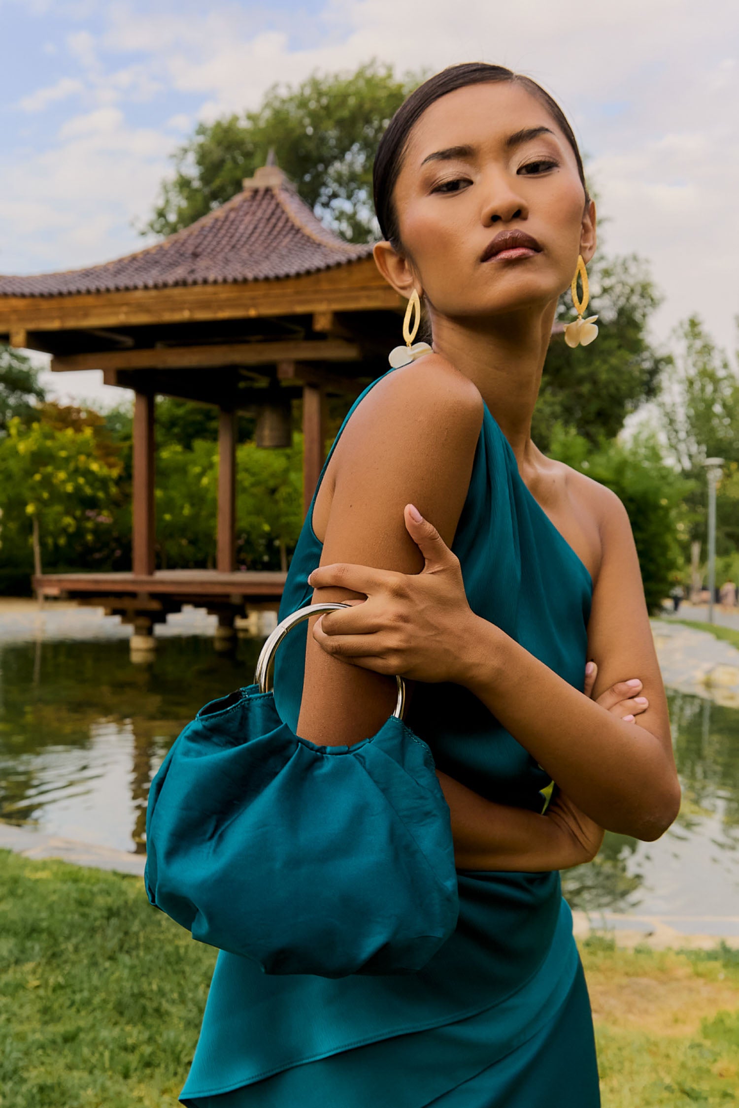 Bolso Mihara Azul petróleo