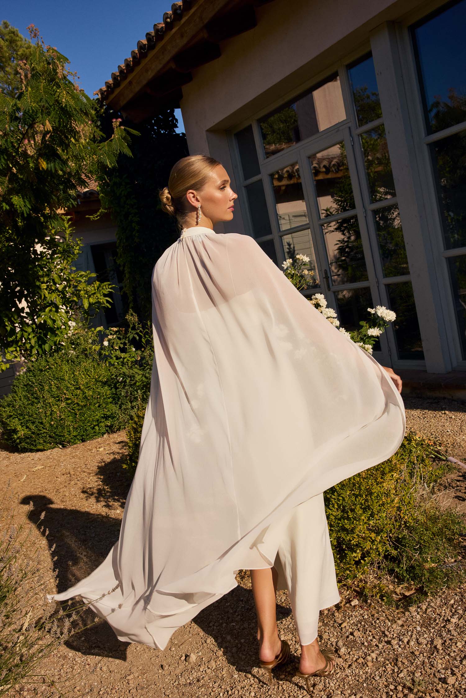 Silva Cape Ivory