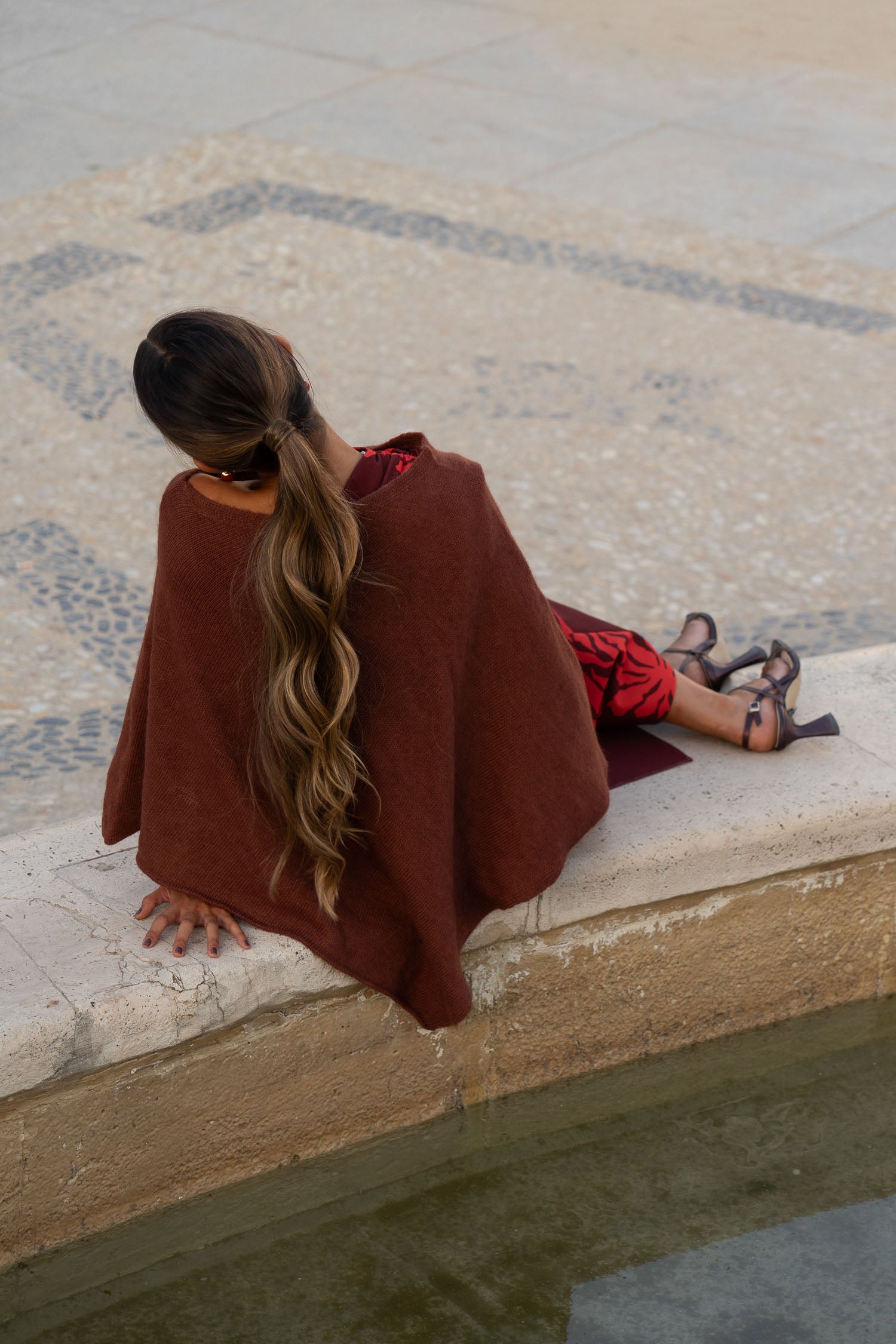 Poncho Inaya Marrón