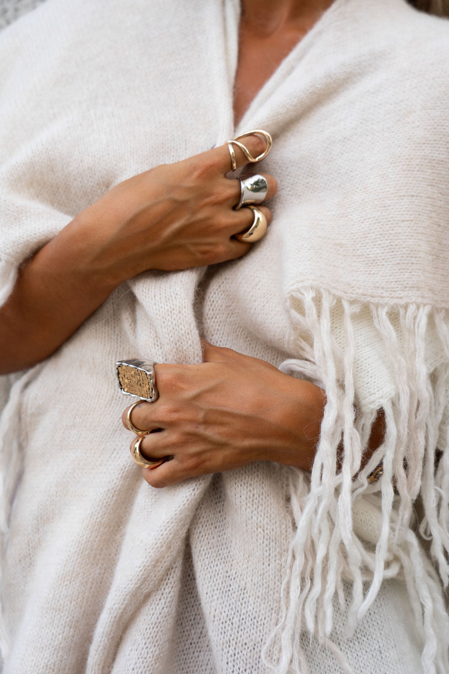 Poncho Mara Off-White
