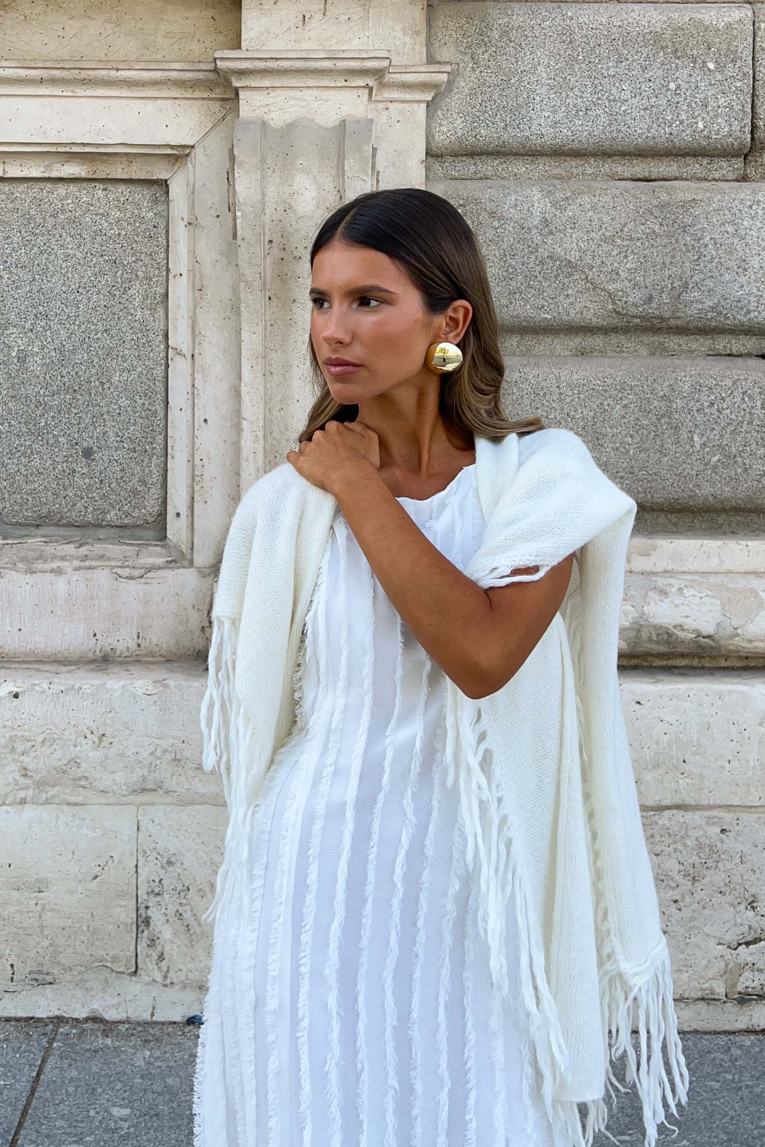 Mara Poncho Ivory