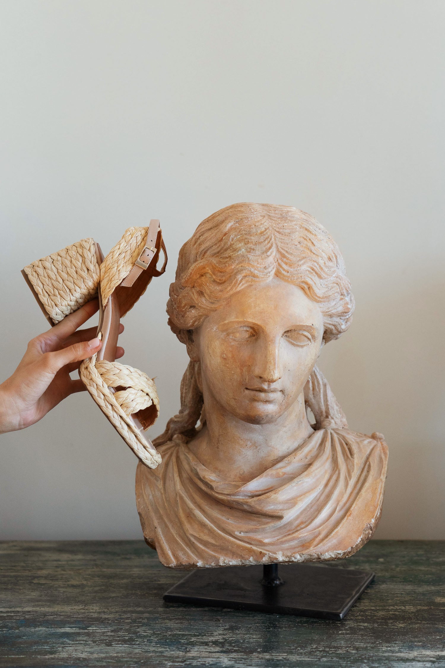 Sandalia Dalia Rafia Crudo