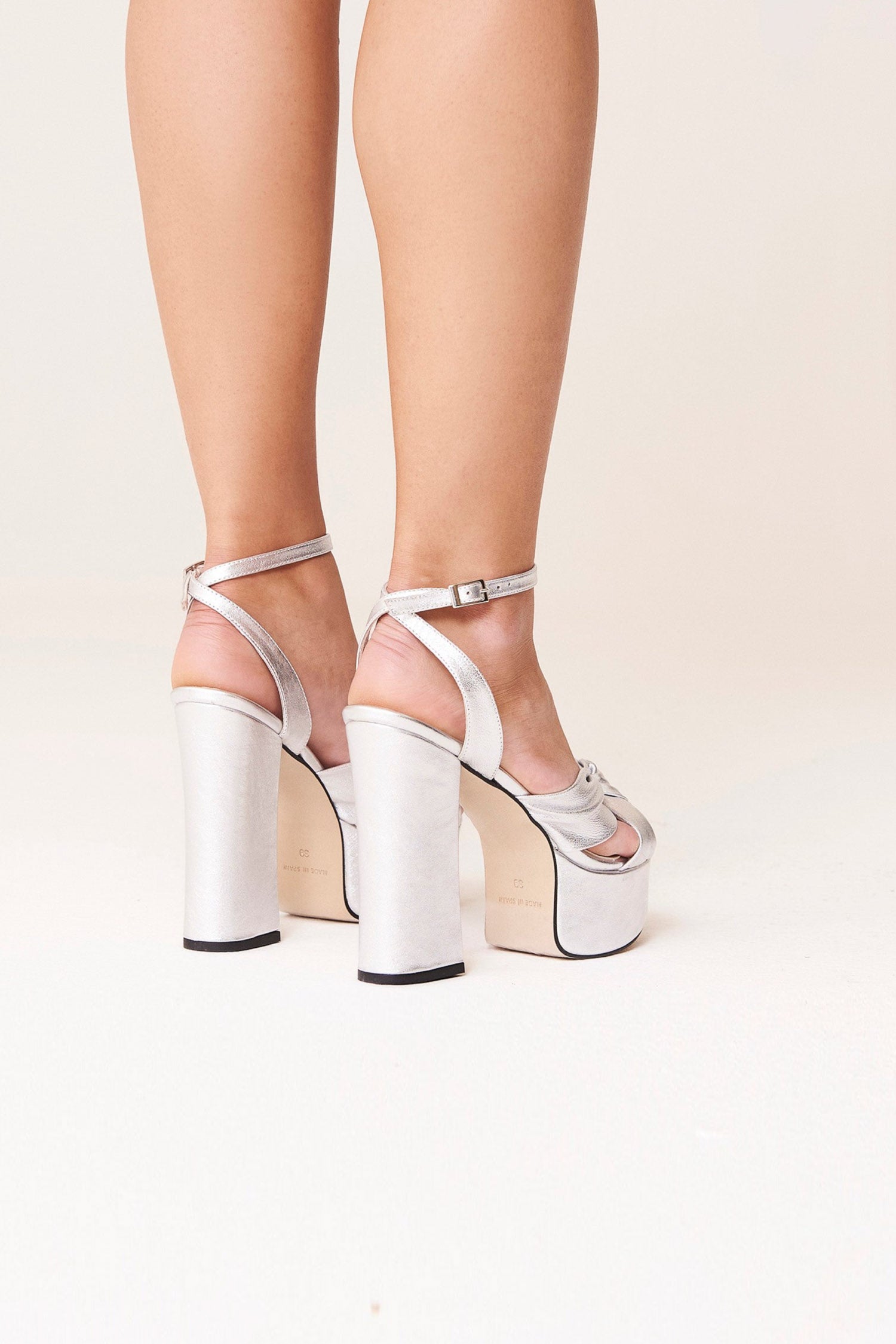 Sandalia Greta Block Plata