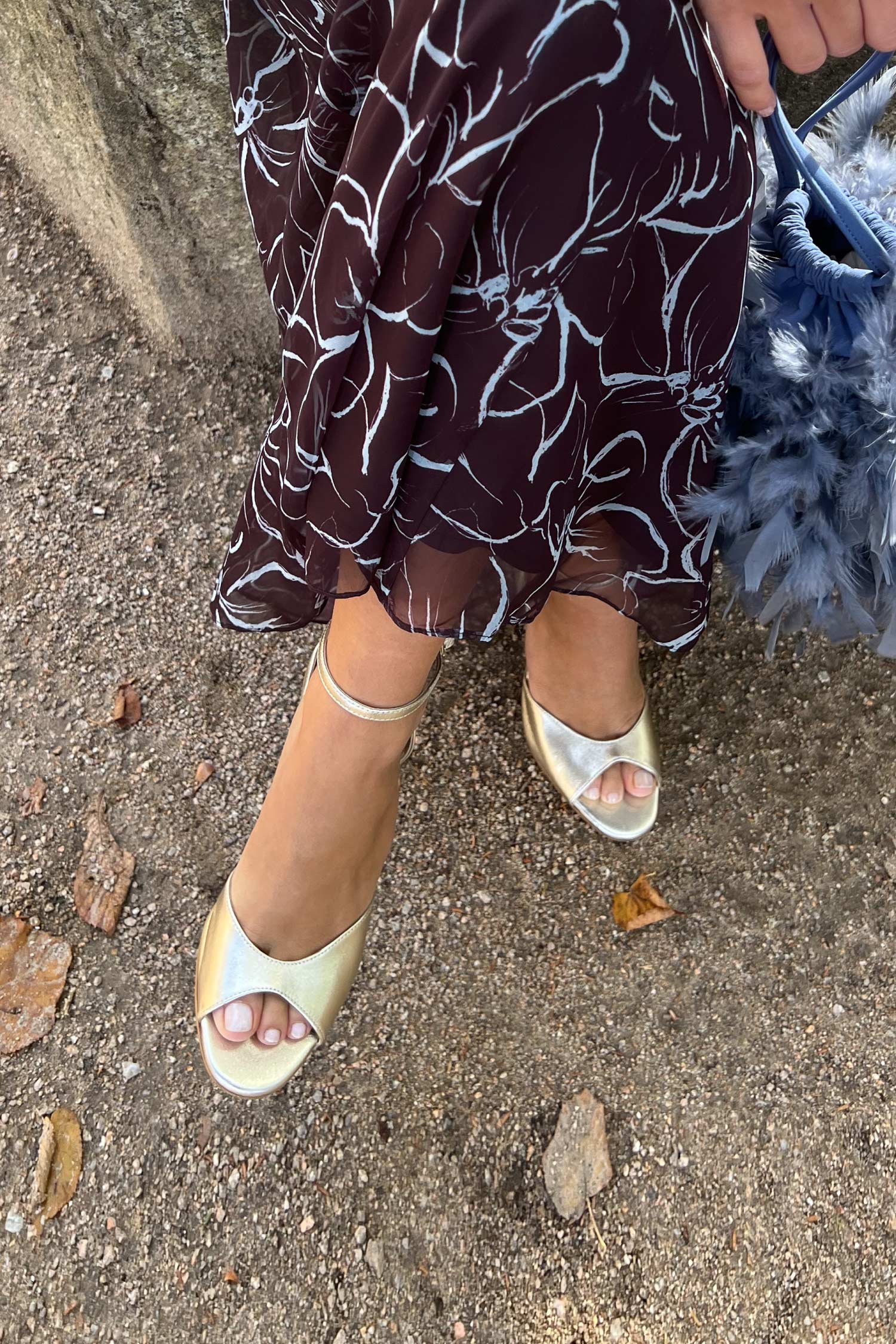 Vestido Solene Floreza Marrón