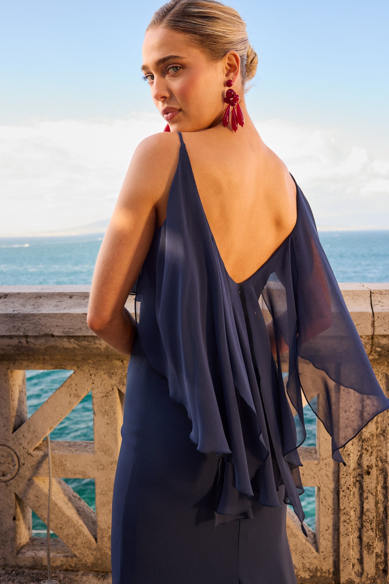 Lady Pipa: Dresses and jumpsuits suitable for parties, weddings and much more. Lady Pipa: Dresses and jumpsuits suitable for parties, weddings and much more.