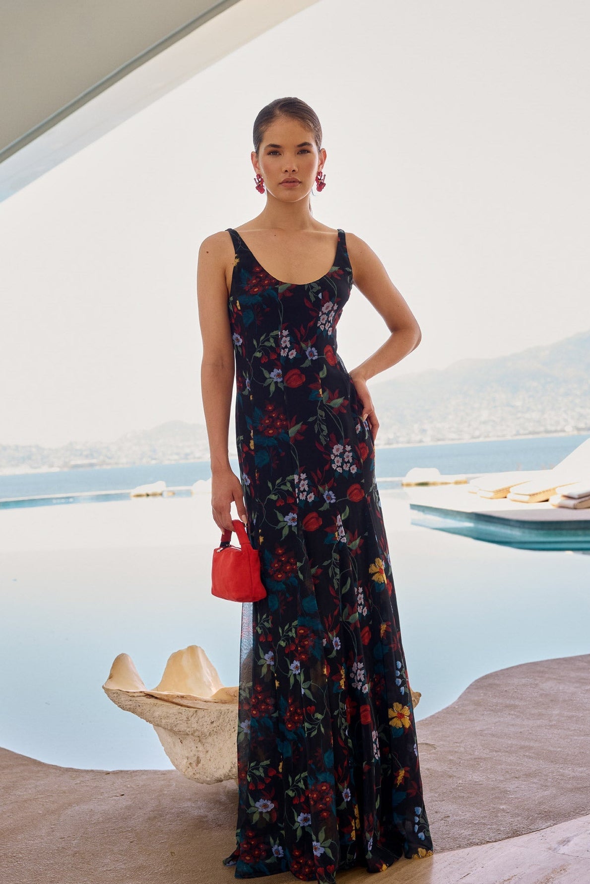 Vestidos y Monos de Invitada | Diseos Elegantes para Eventos Vestidos y Monos de Invitada | Diseos Elegantes para Eventos