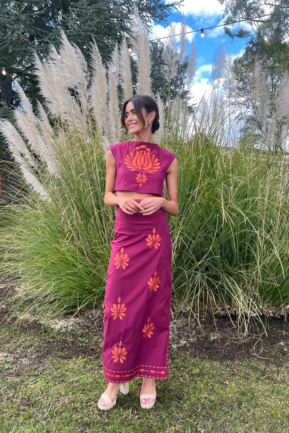 Dune Embroidery Wine Skirt