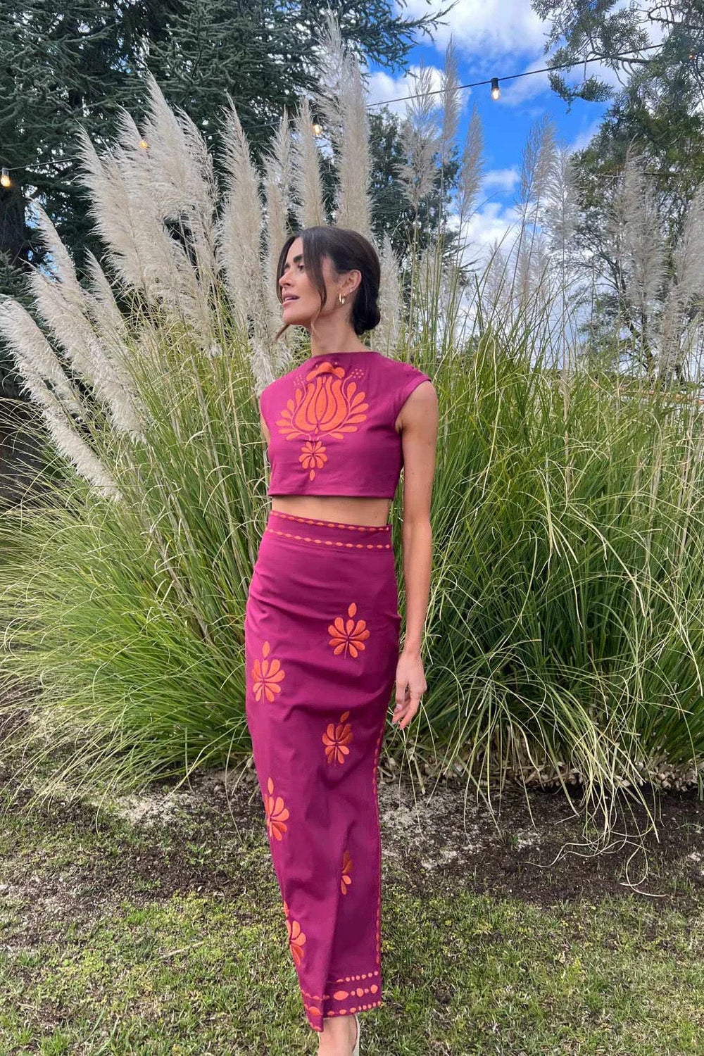 Dune Embroidery Wine Skirt