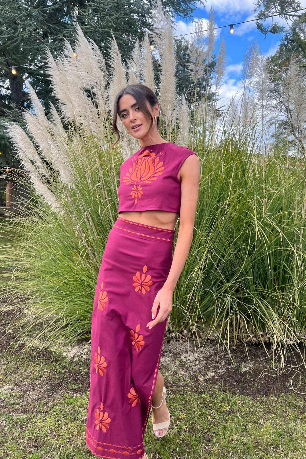 Dune Embroidery Wine Skirt