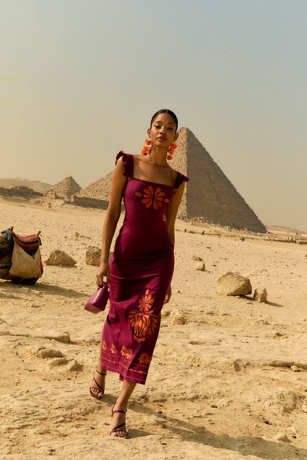 Vestido Samira Vino Bordado