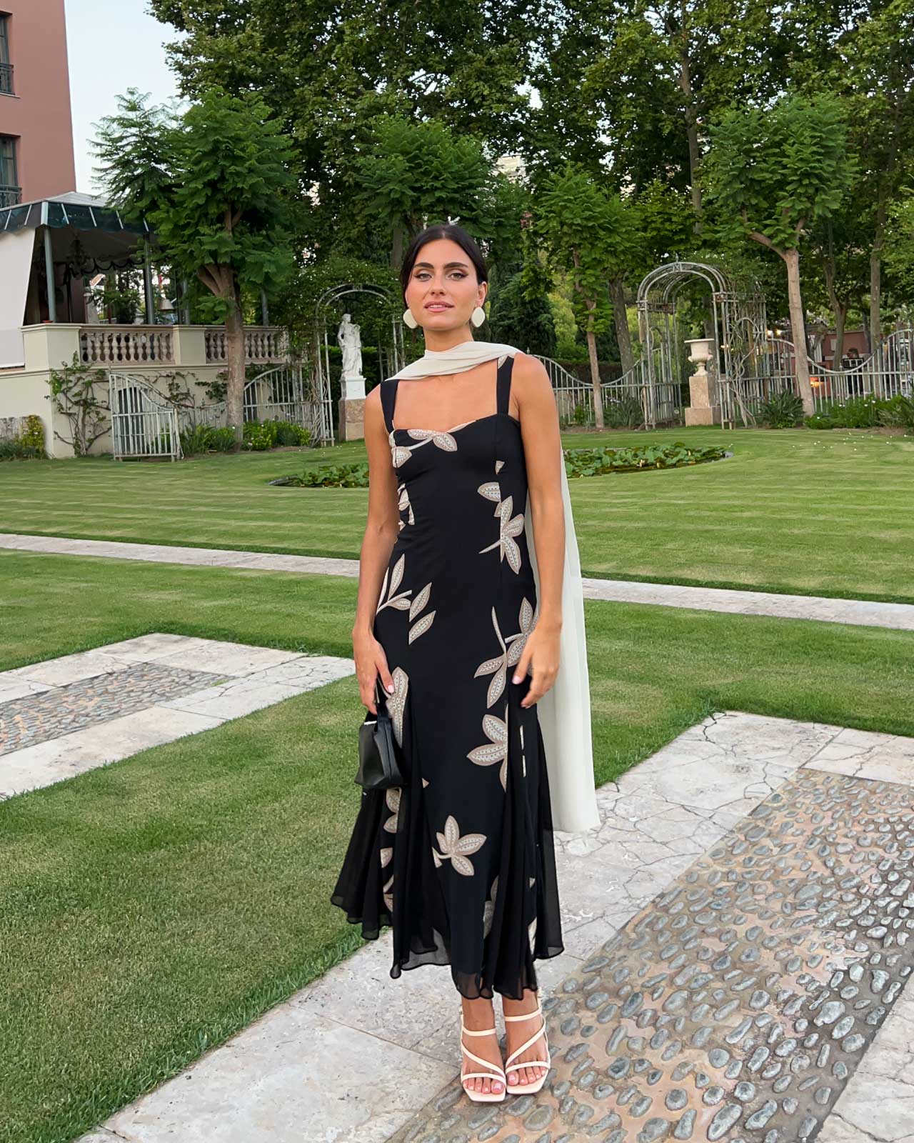 Vestido Salima Nenúfar negro