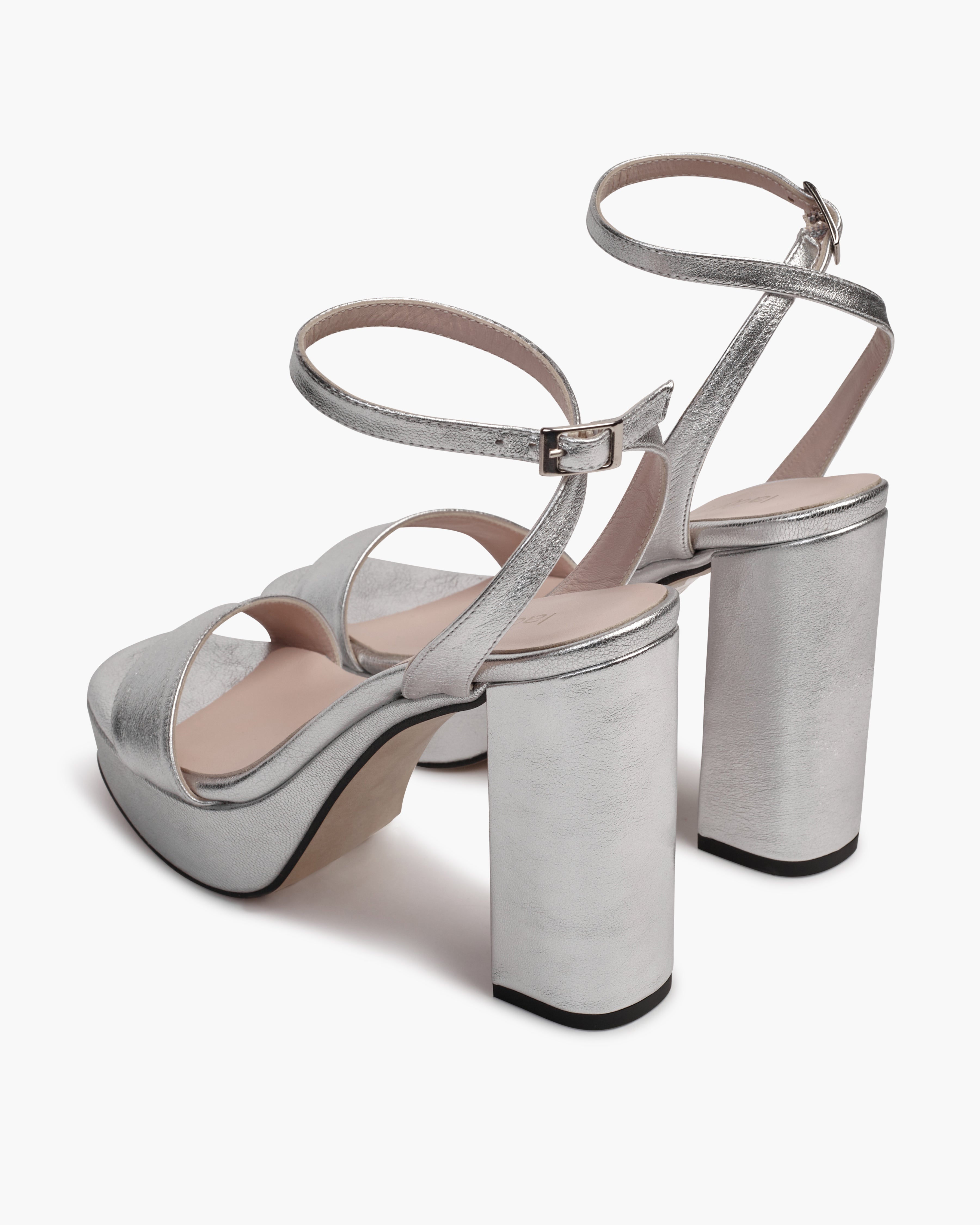 Loira Silver Sandals