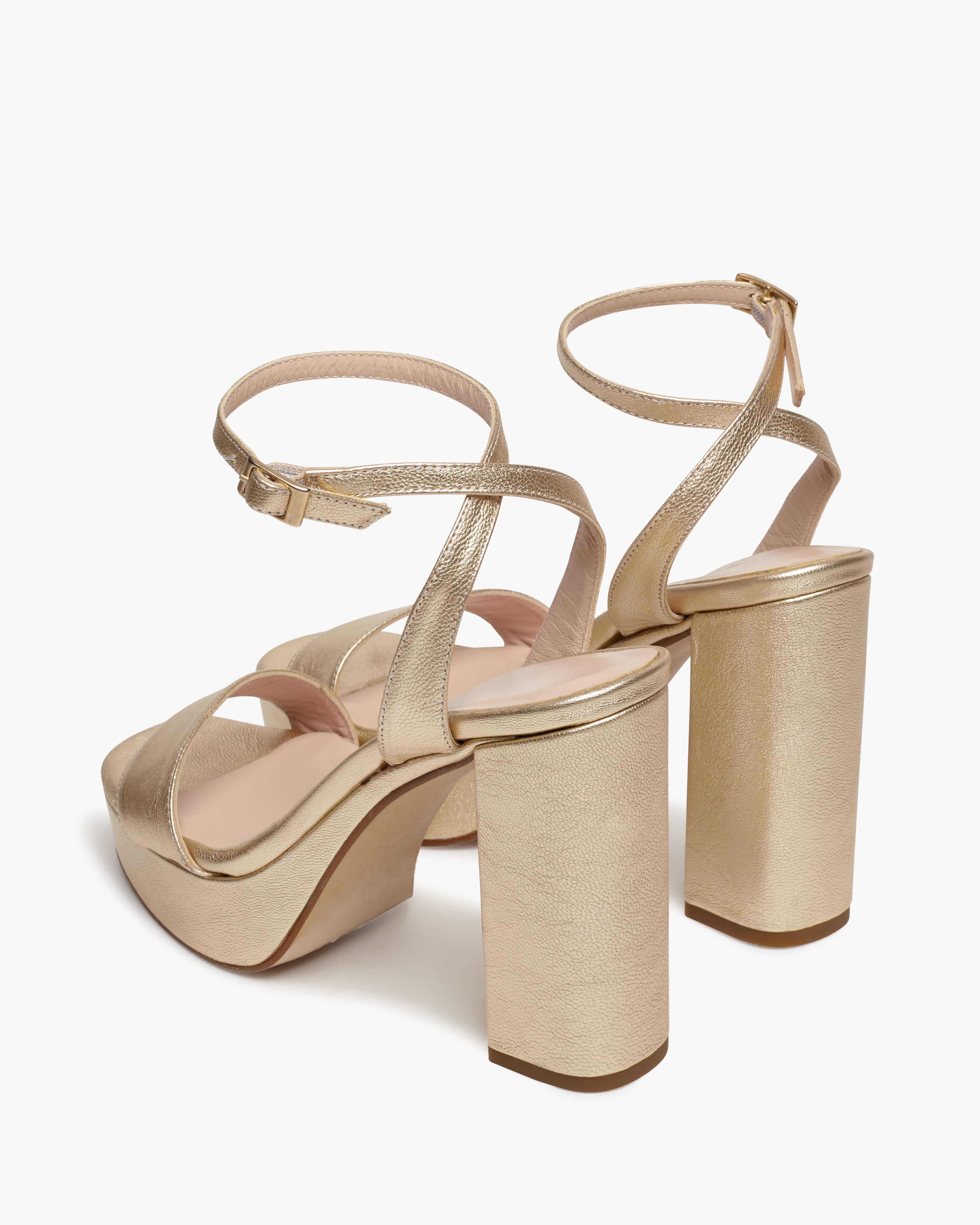 Loira Gold Sandals